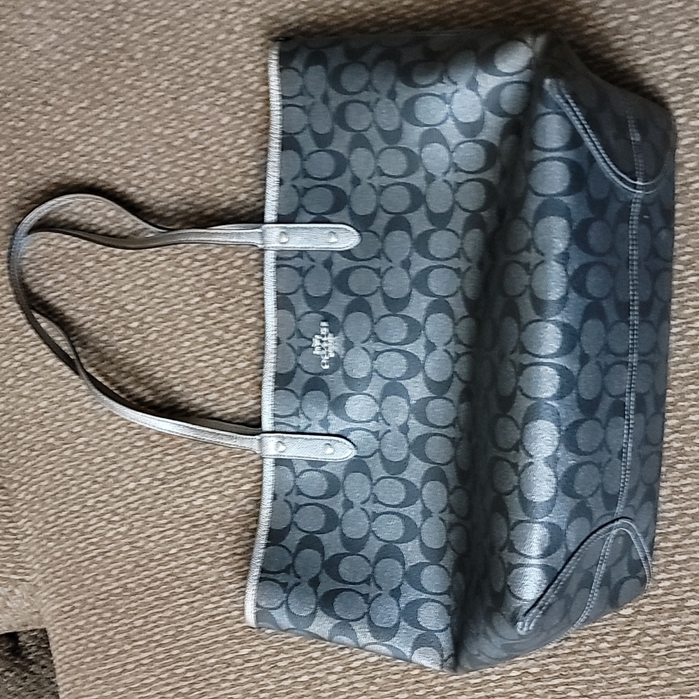 Silver/Gray cute Coach tote bag